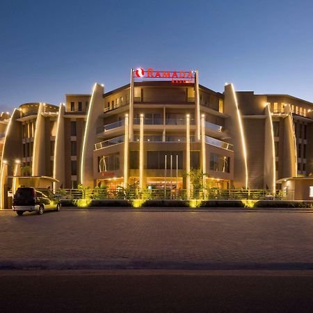 Ramada Resort By Wyndham דאר א-סאלאם מראה חיצוני תמונה
