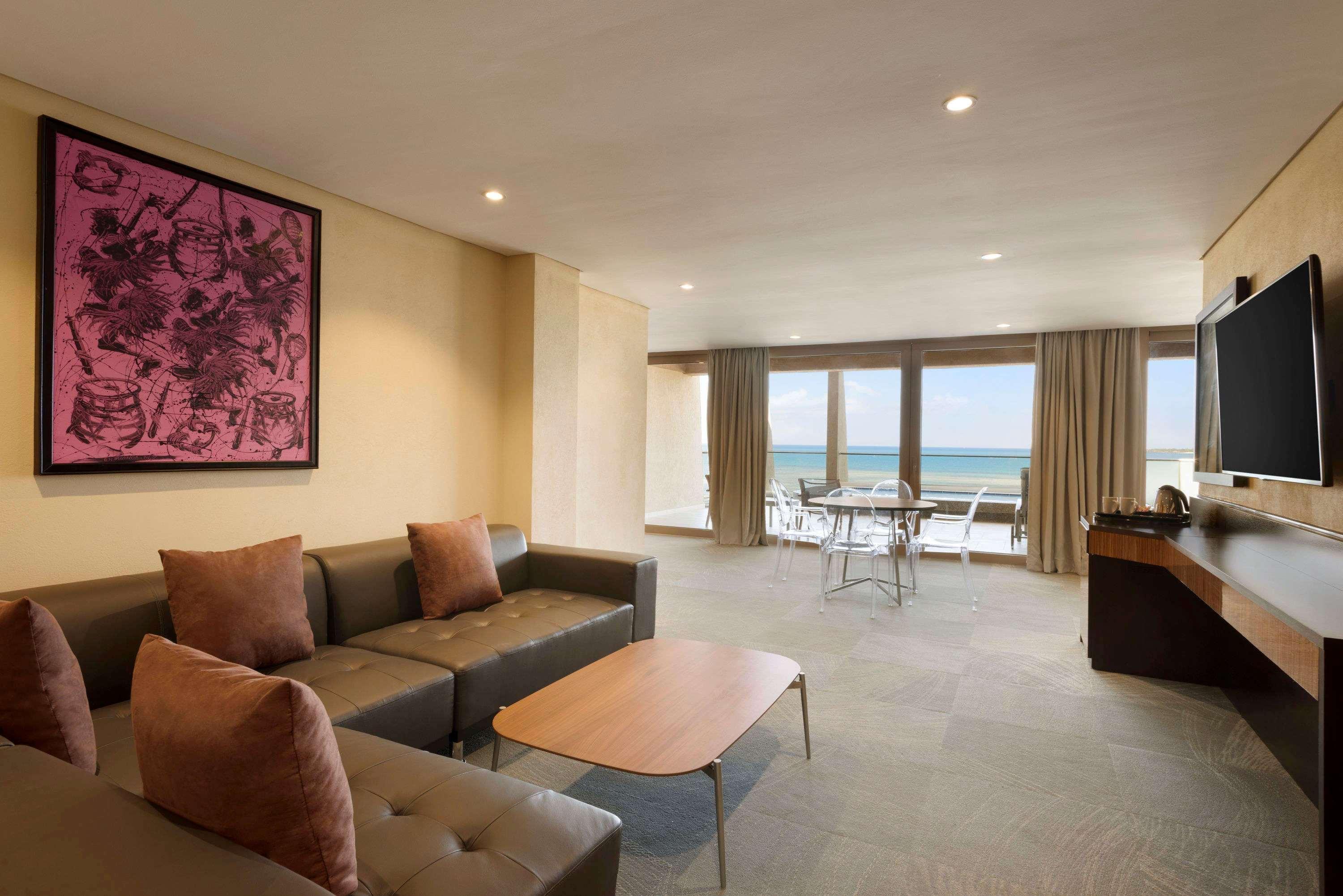 Ramada Resort By Wyndham דאר א-סאלאם מראה חיצוני תמונה