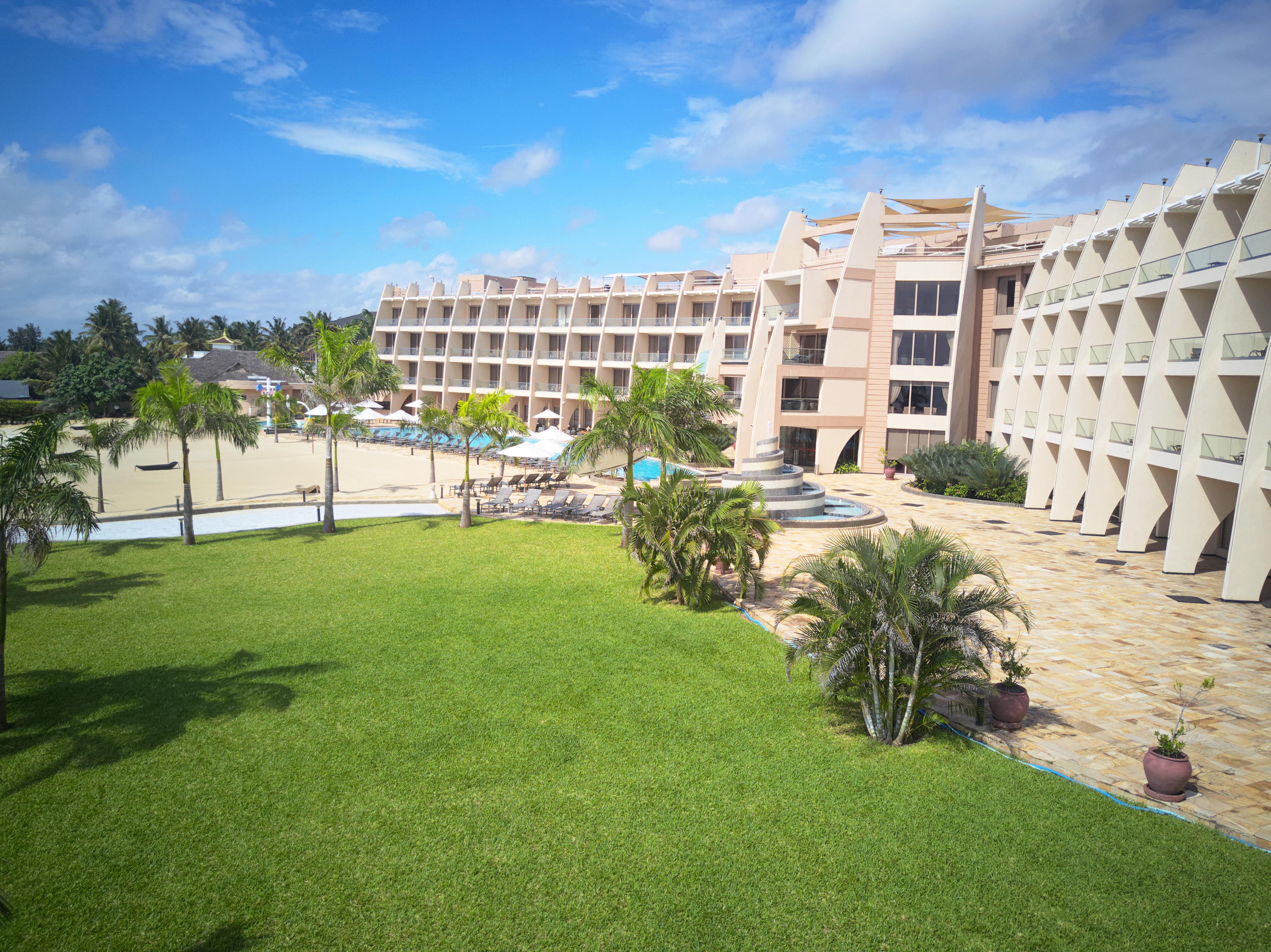 Ramada Resort By Wyndham דאר א-סאלאם מראה חיצוני תמונה